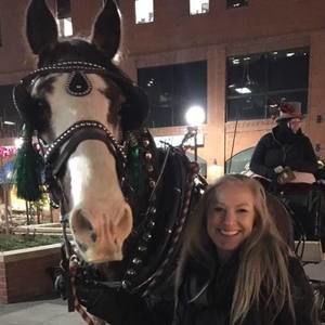 Meet your Posher, Lorrie